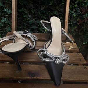 Mach and Mach Crystal Pumps Black